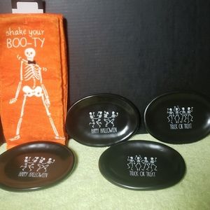 Black Rae Dunn 4pc Oval dessert/ saucer plate Set